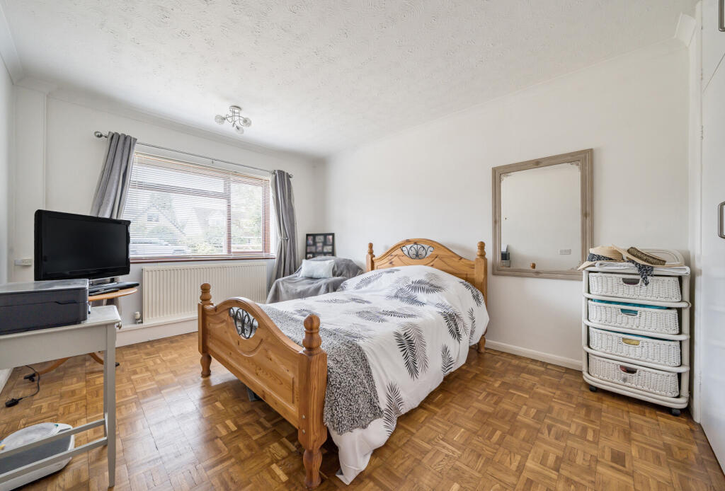 1343381-8-68b1938...