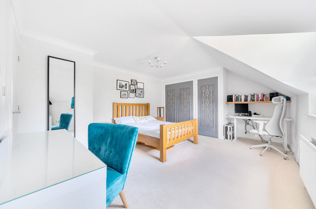 1317306-8-6863e58...