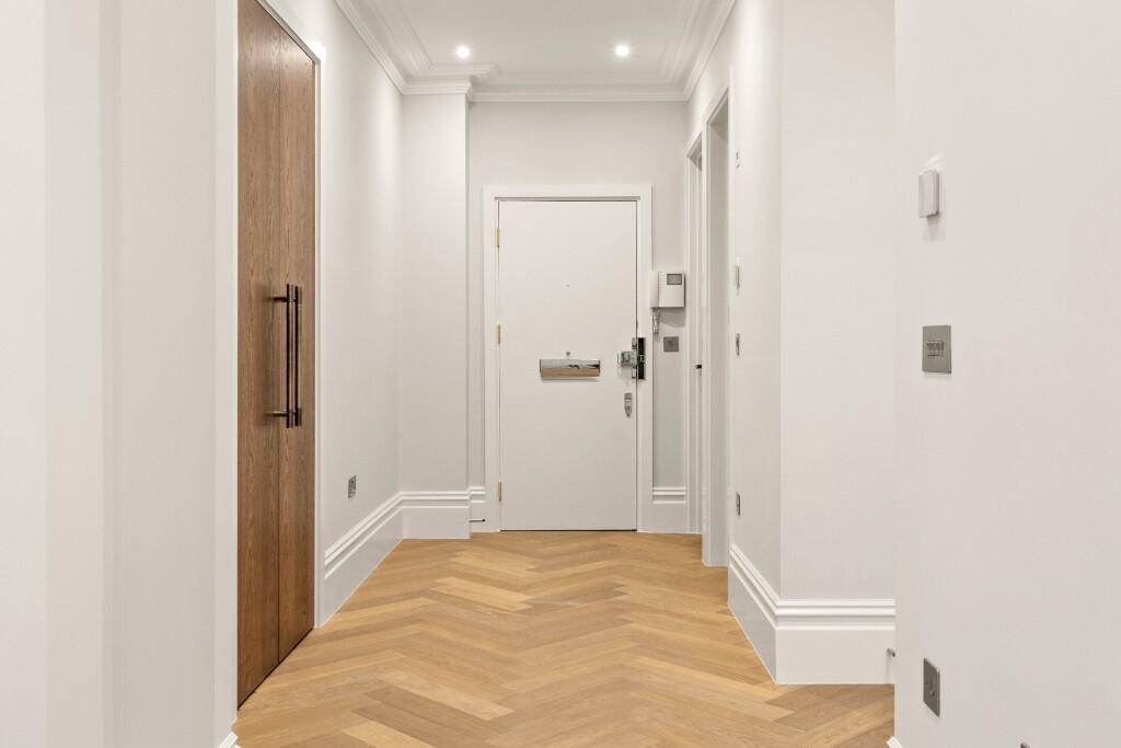 Montagu Square, London, W1H