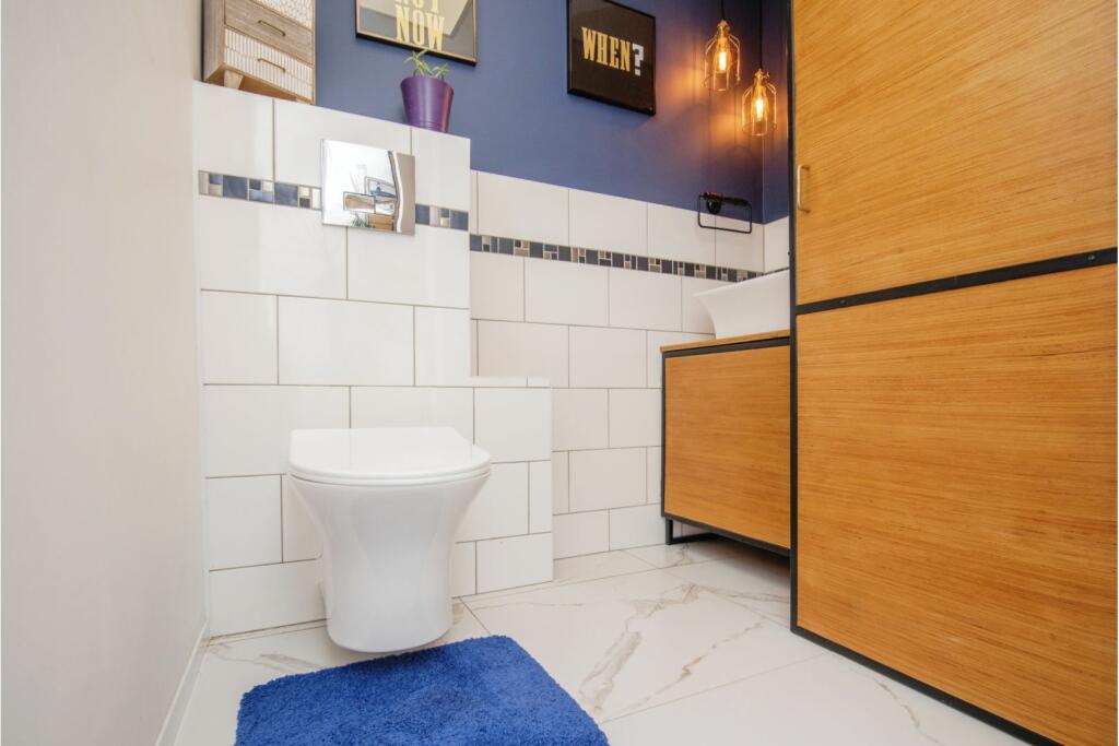 Downstairs Cloakroom