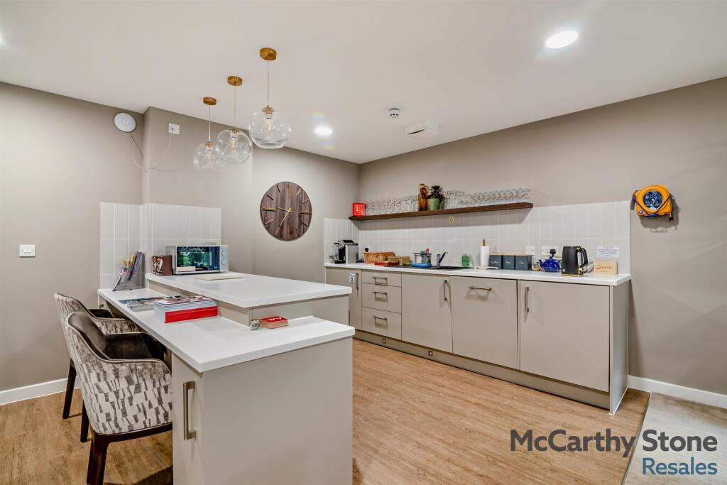 8661634-interior05-800.jpg