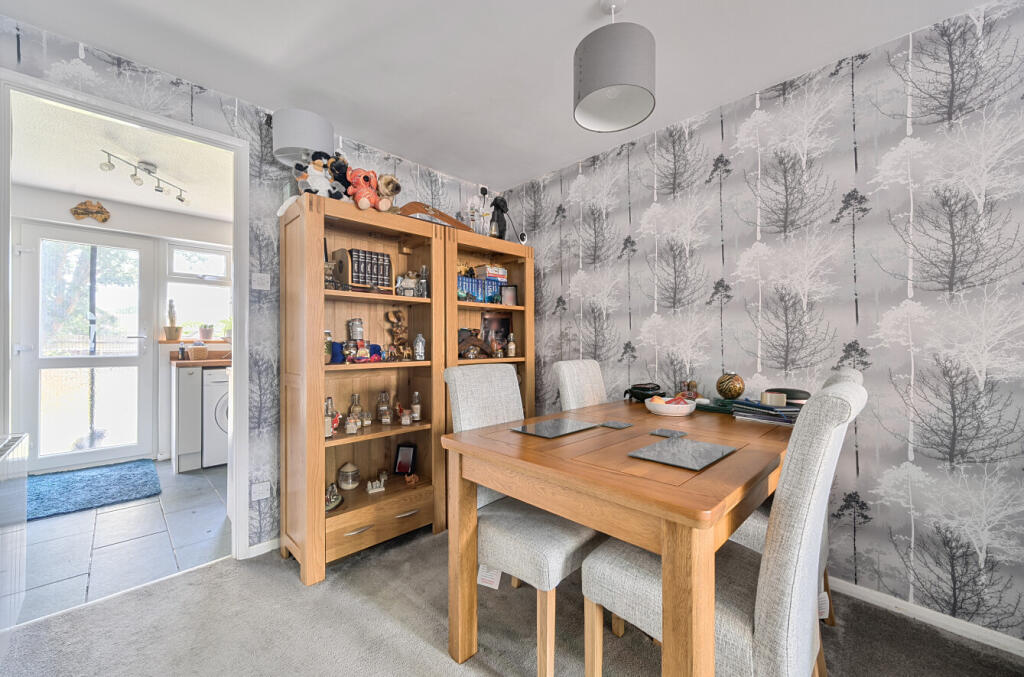 13061858684af42c290d3