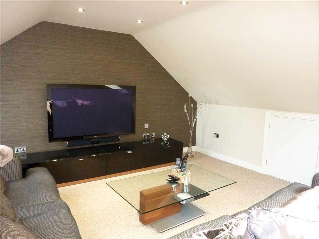BEDROOM FIVE
