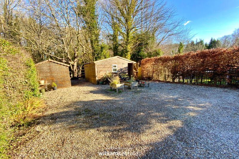 Garden/Parking