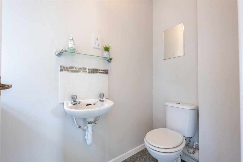 30 Longdale Lane-01.jpg