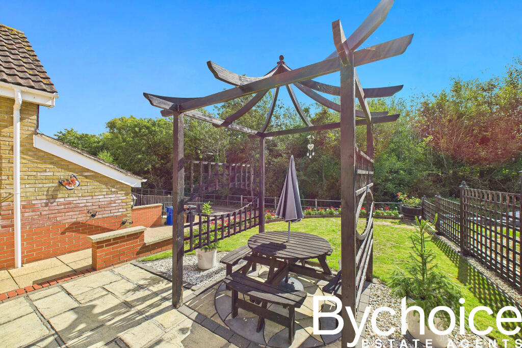 CAM05454G0-PR0052-STILL020