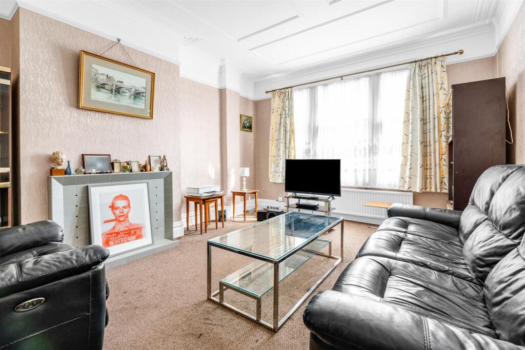 Internal-5.jpg