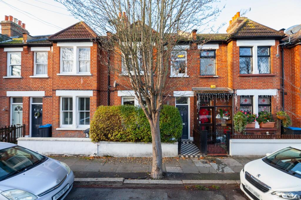 Wandle Bank, Colliers Wood, SW19