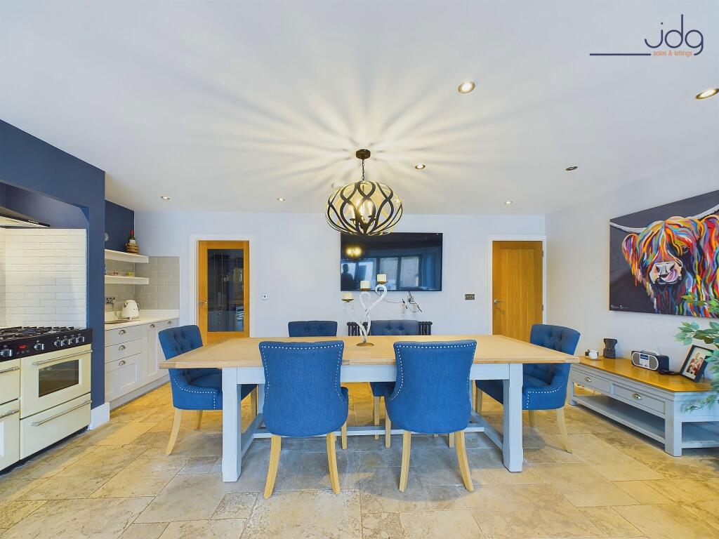 Open Plan Kitchen Diner