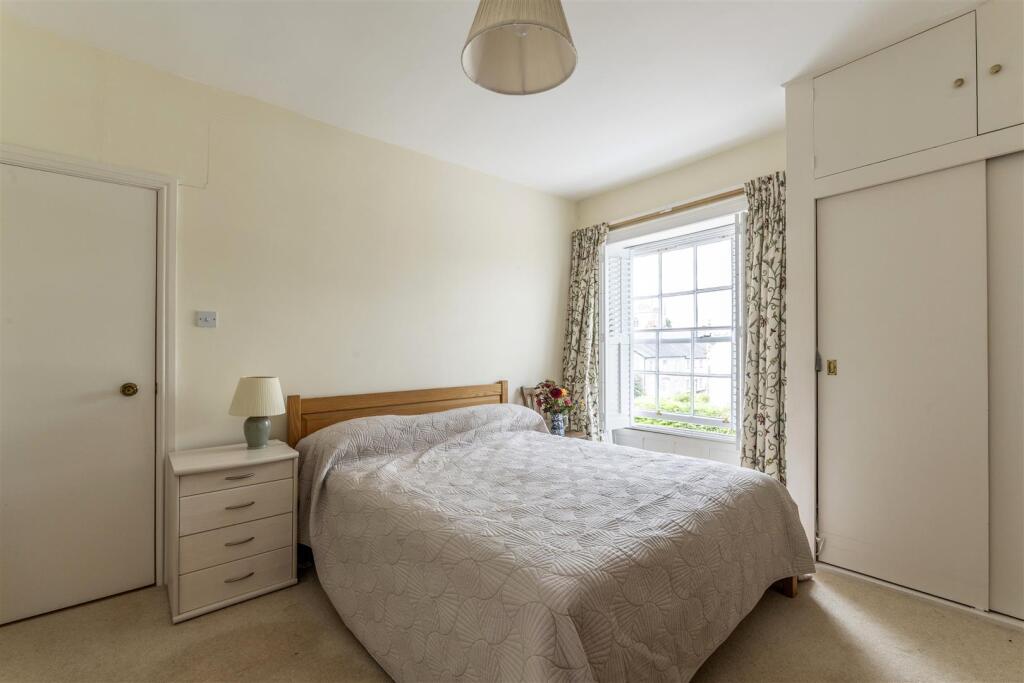 Bedroom 2.jpg