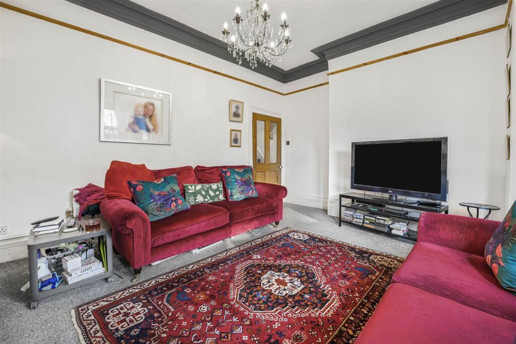 15-A7405694 copy 2.jpg