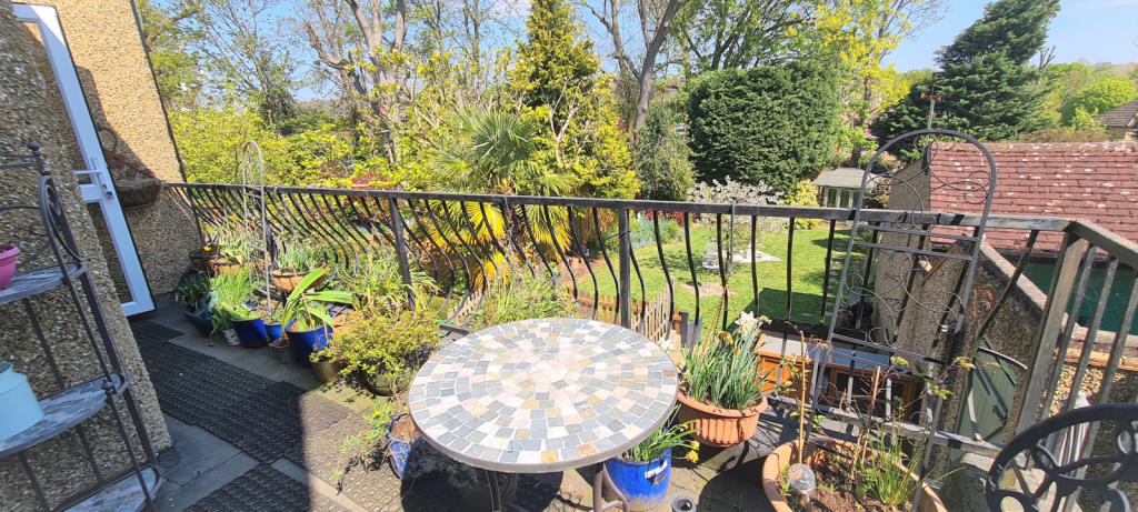 ROOF TERRACE