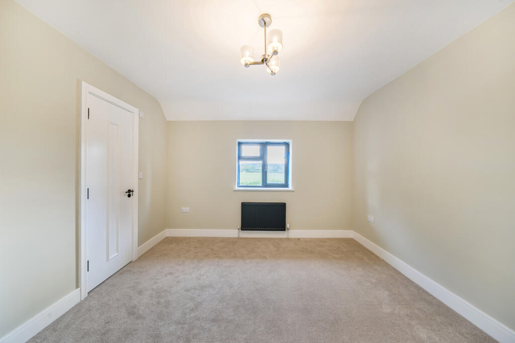 1347178-12-68b72e...