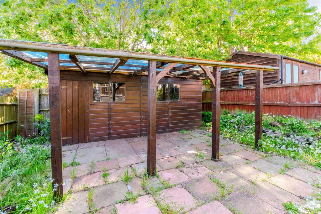 Workshop/Outbuildings