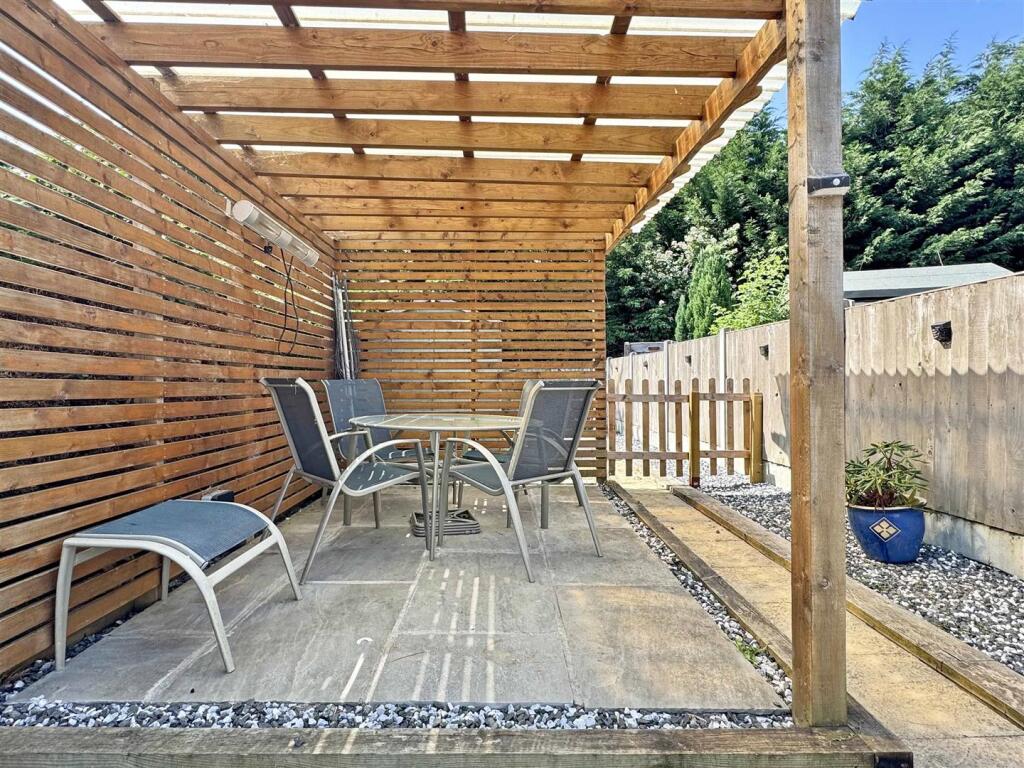 Rear Garden c.jpg