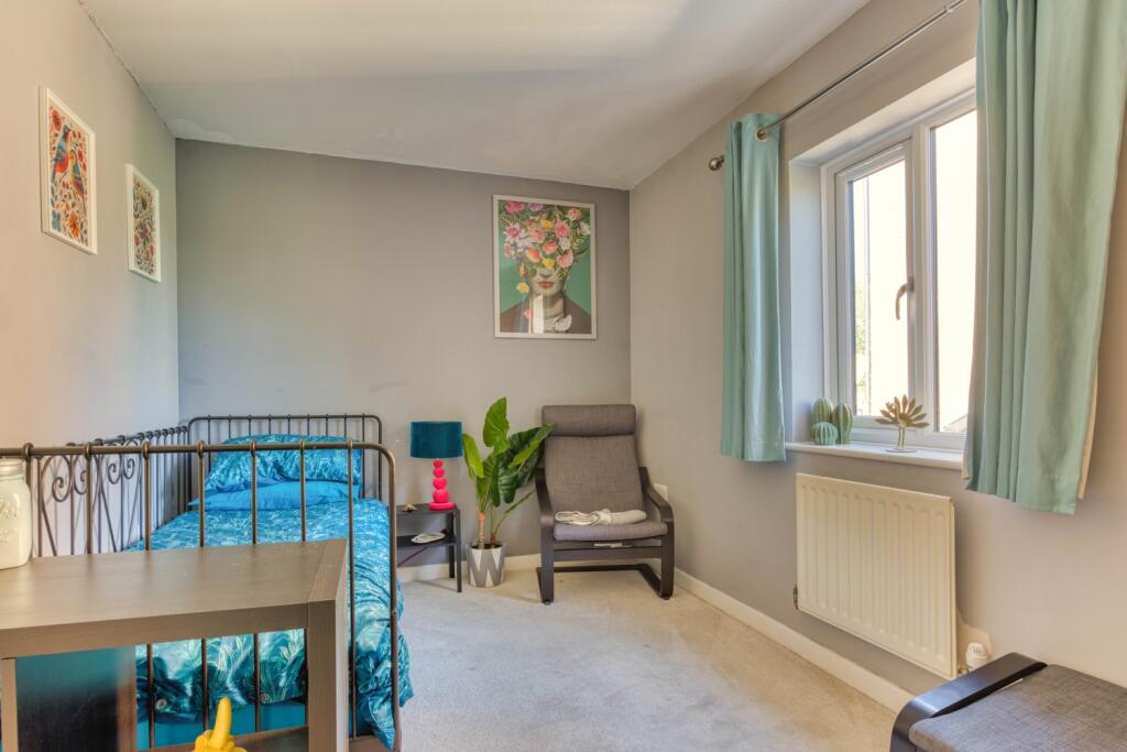 Ewemove Taunton Priory Park (19)