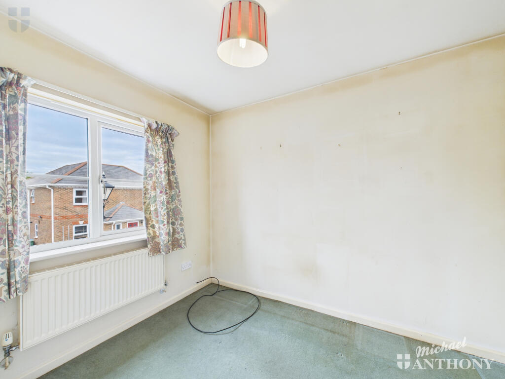 CAM03218G0-PR0744-STILL001