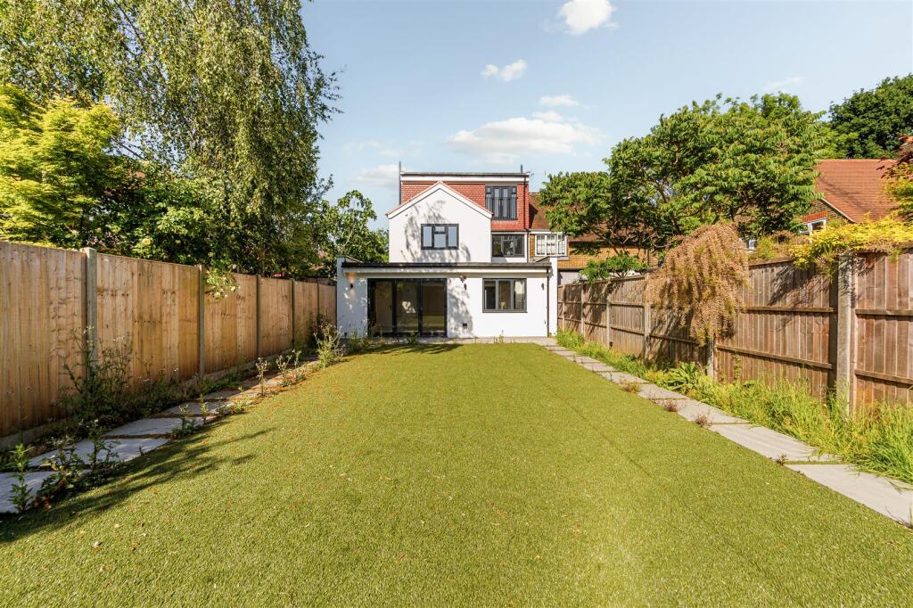 87 Brassie Avenue-8.jpg