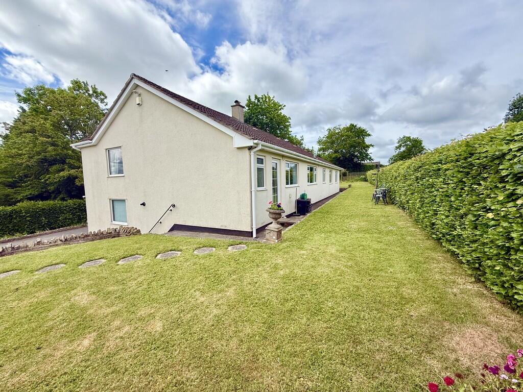 Garden and Rear V...