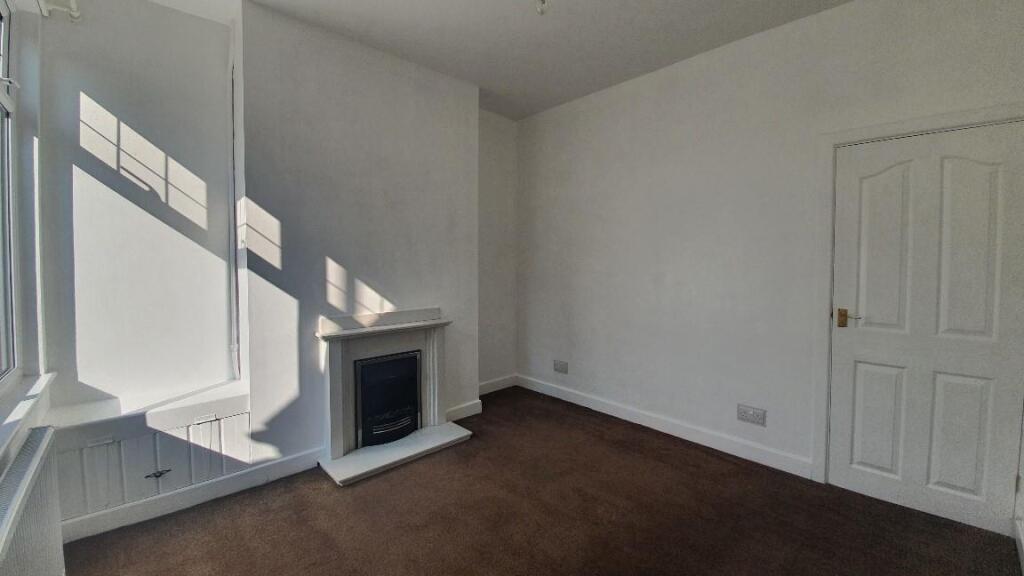 Front Lounge.jpg