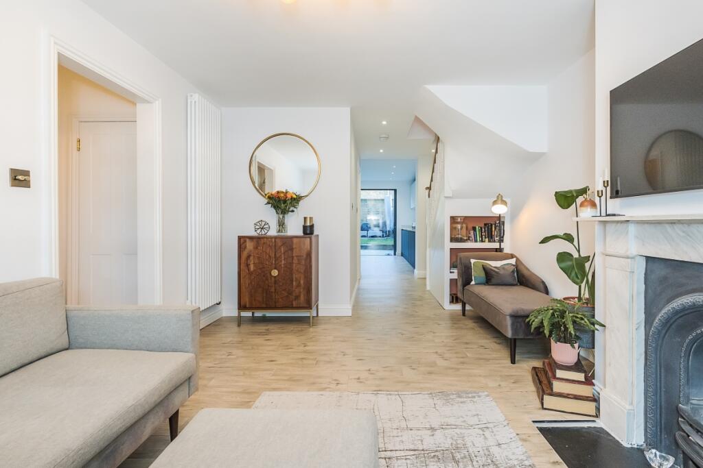 31   Colomb Stree...