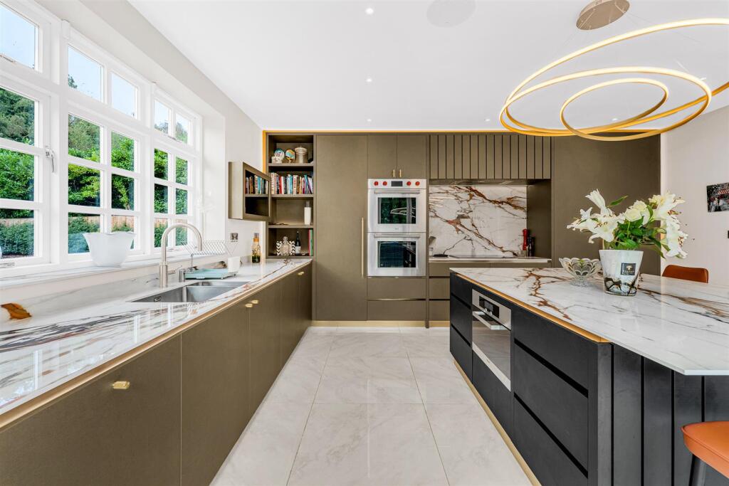 Breakfast Kitchen