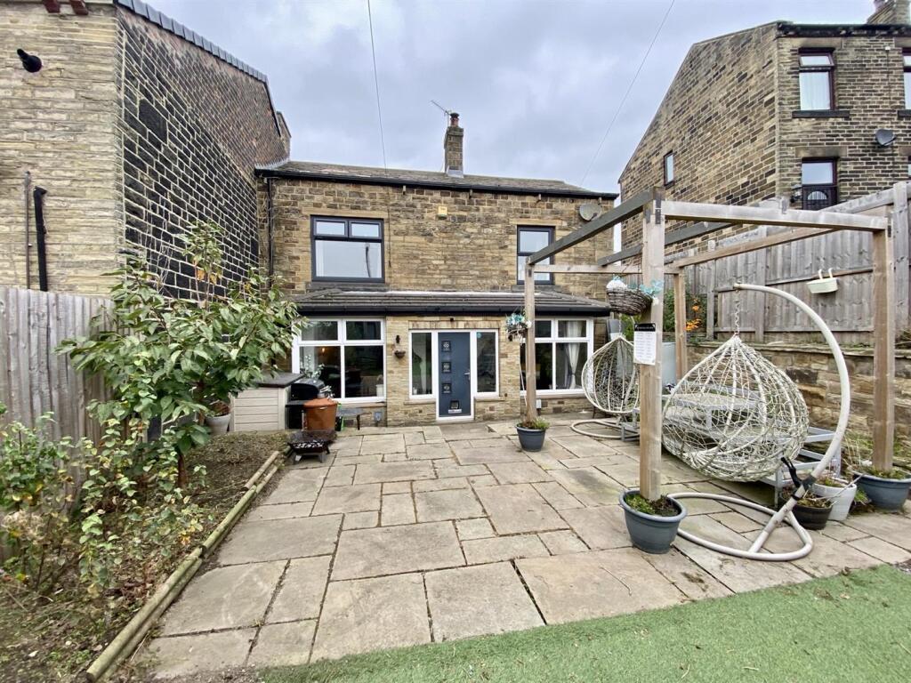 Bramleys Estate Agents - Knowles Hill Road - Dewsb