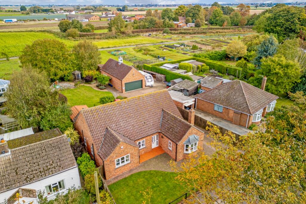 Walnut Lodge (Bicker)-1