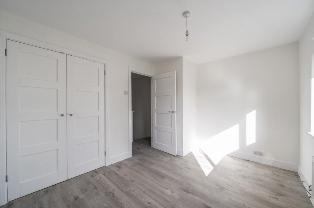 1354985-16-68c7d5...