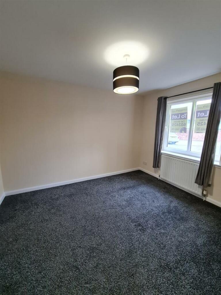 24 Harbour Point Bedroom.jpg