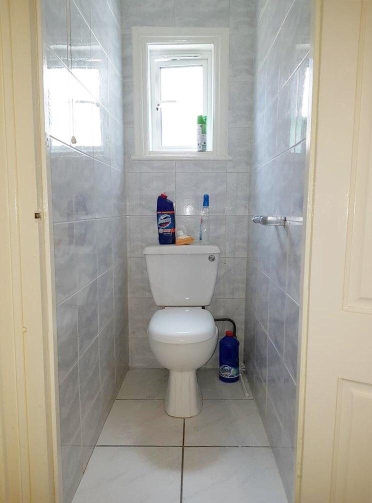 SEPERATE WC