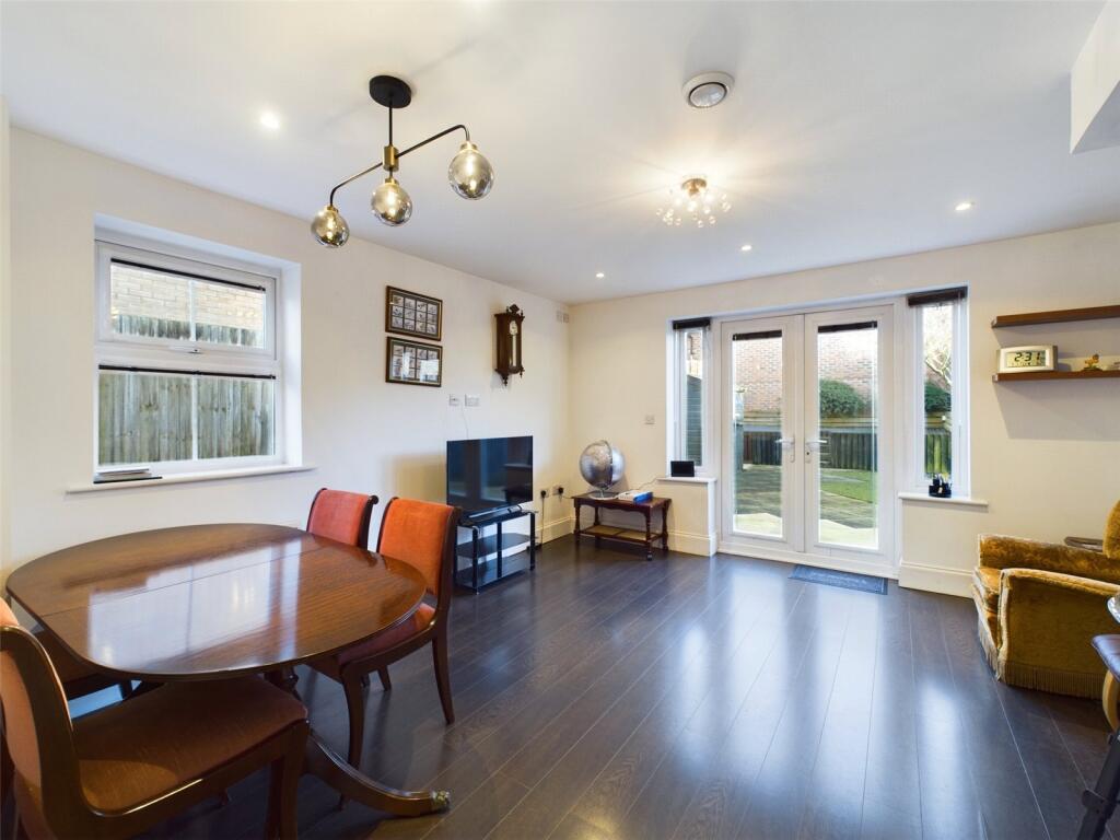 Living/Dining Room