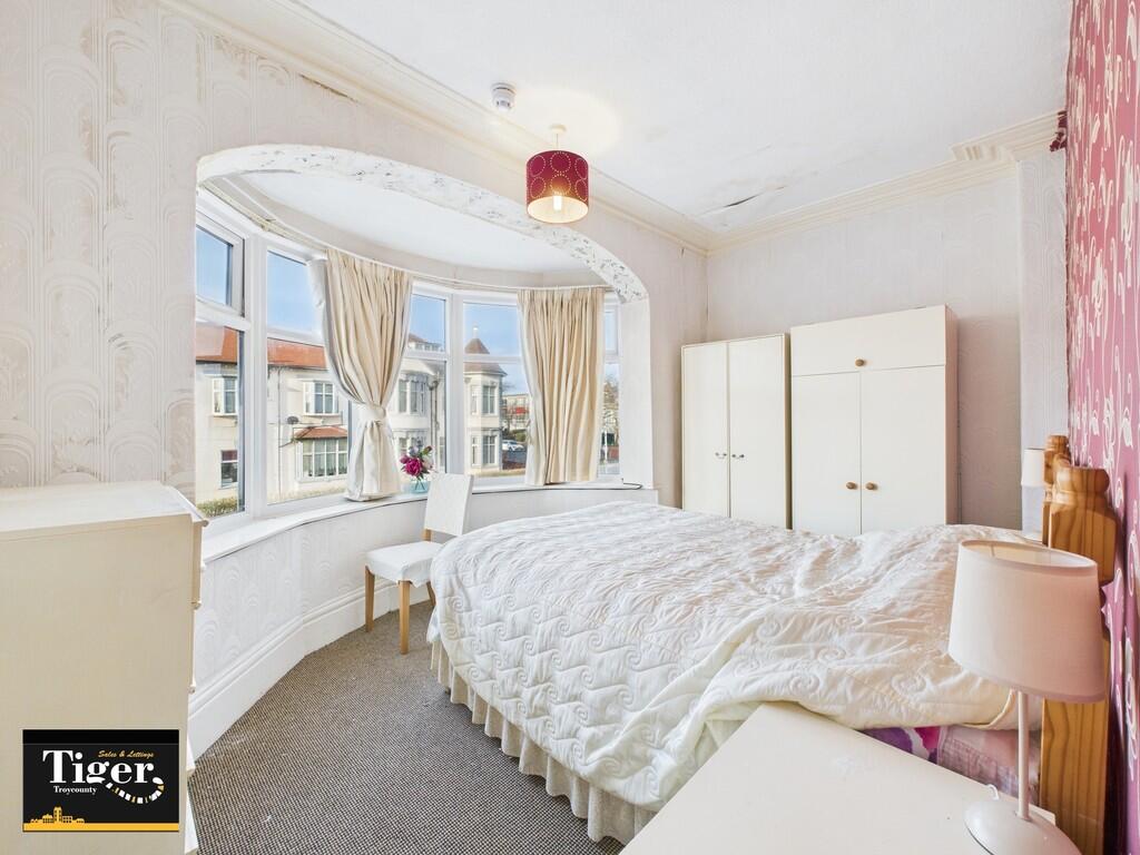 CAM03440G0-PR0270...