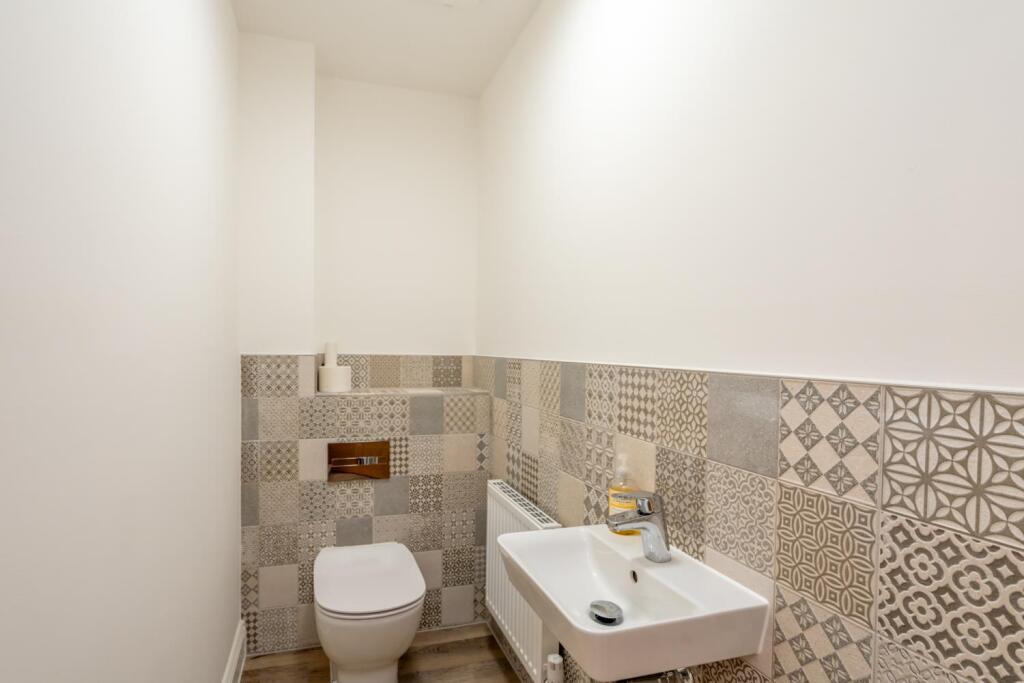 Cloakroom.jpg