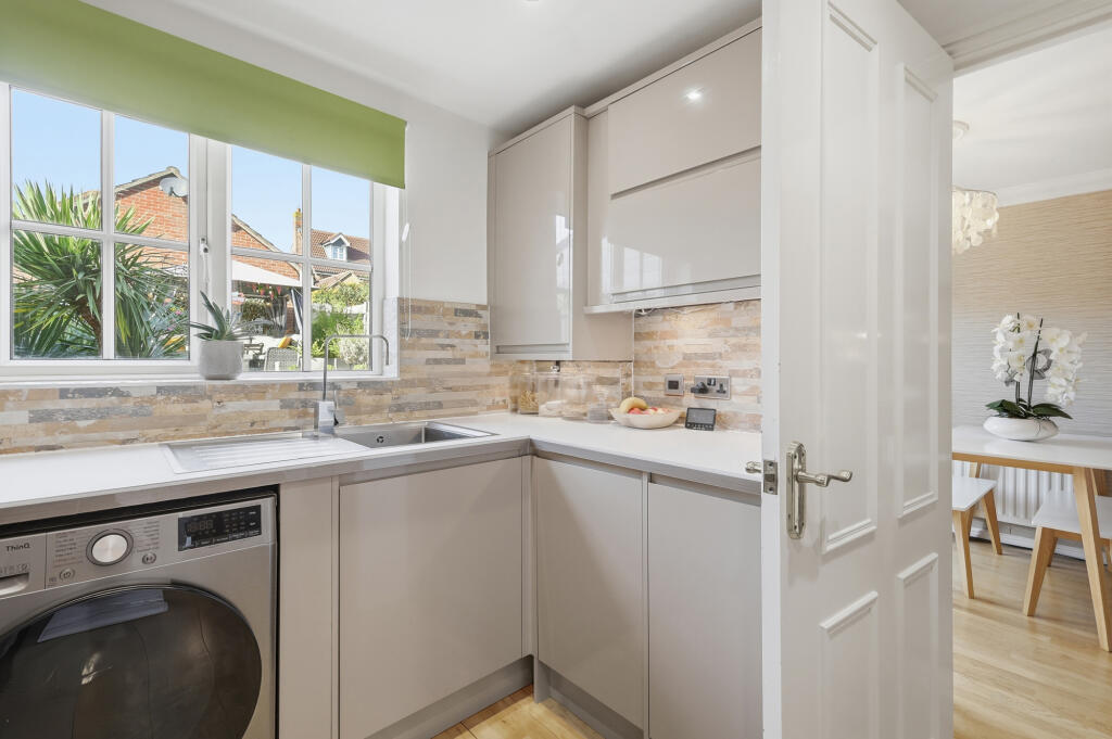 Cowdrie Way, Springfield, Chelmsford, Essex