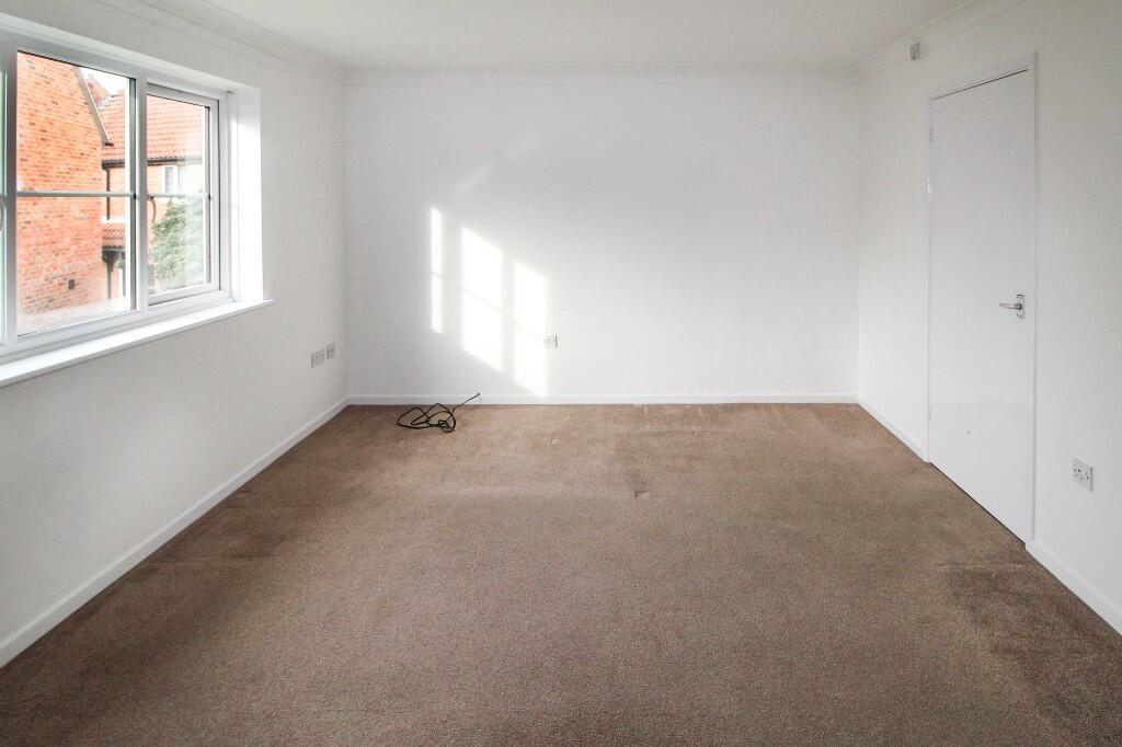Studio Room