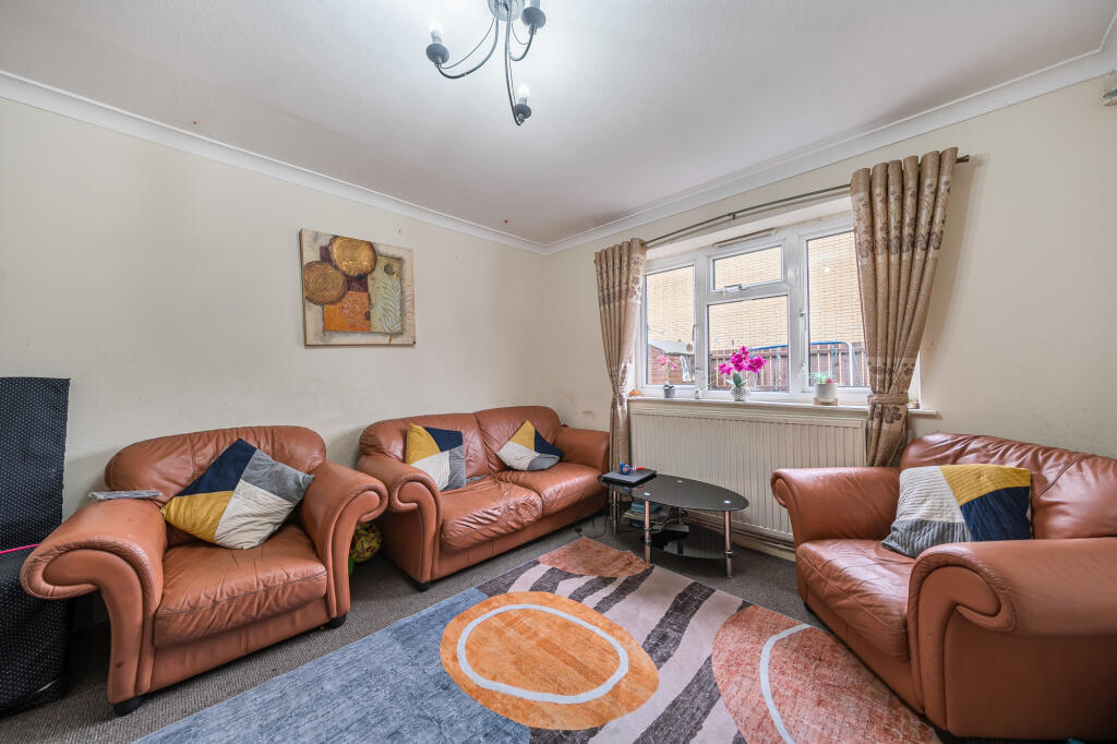 Berigan Close,  Manchester, M12