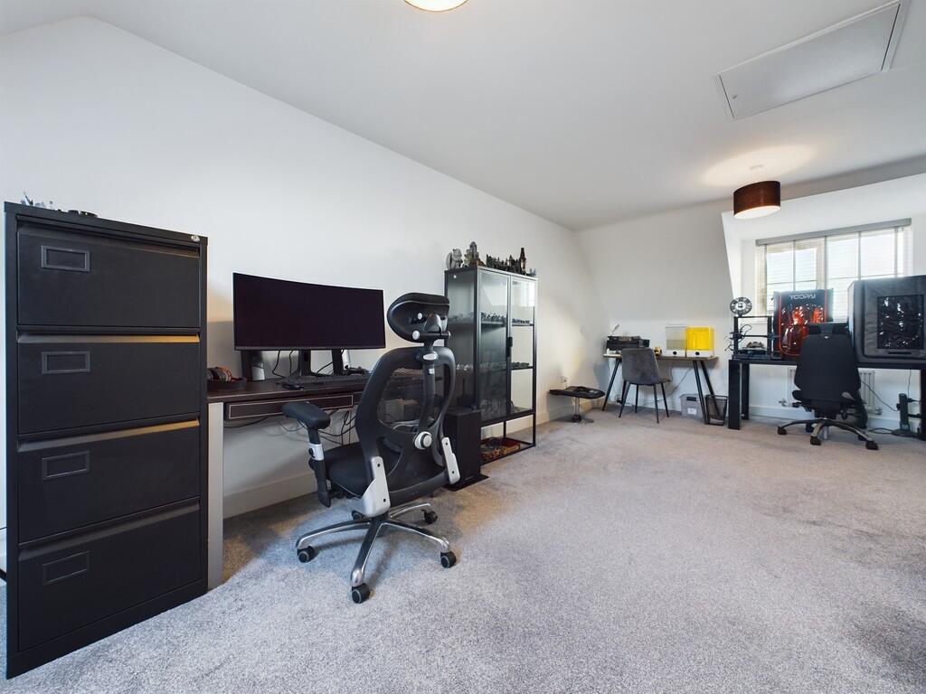 CAM04273G0-PR0080...