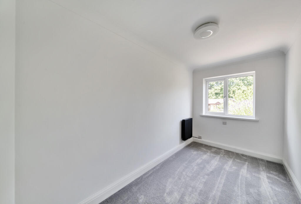 1317972-8-68626ea...