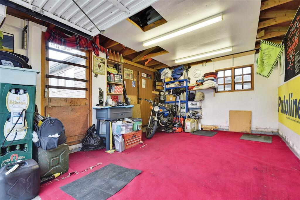 Garage