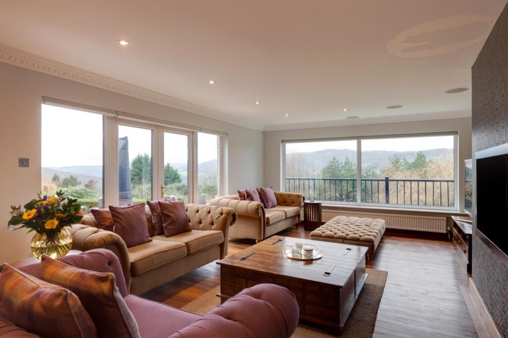 Existing Lounge