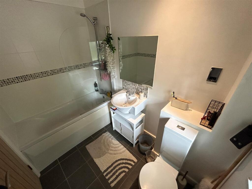 Bath New.jpg