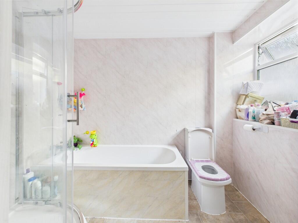 CAM03974G0-PR0149...