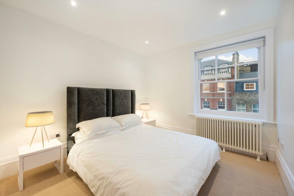 BEDROOM 2 a.jpg