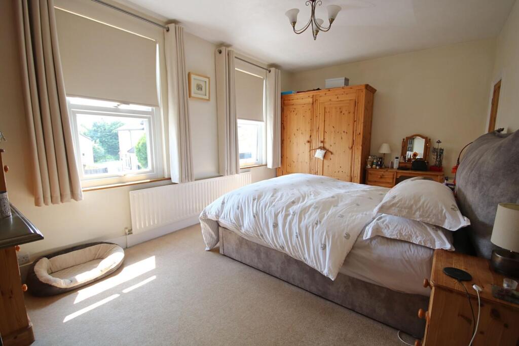 bed1.1.jpg