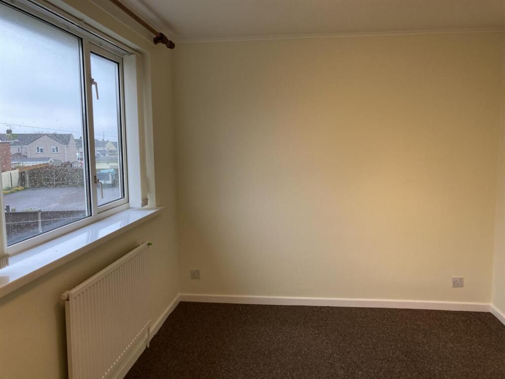 Bedroom One.jpg