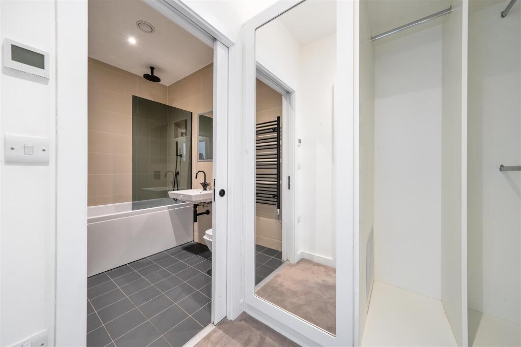 Dressing and bathroom.JPG