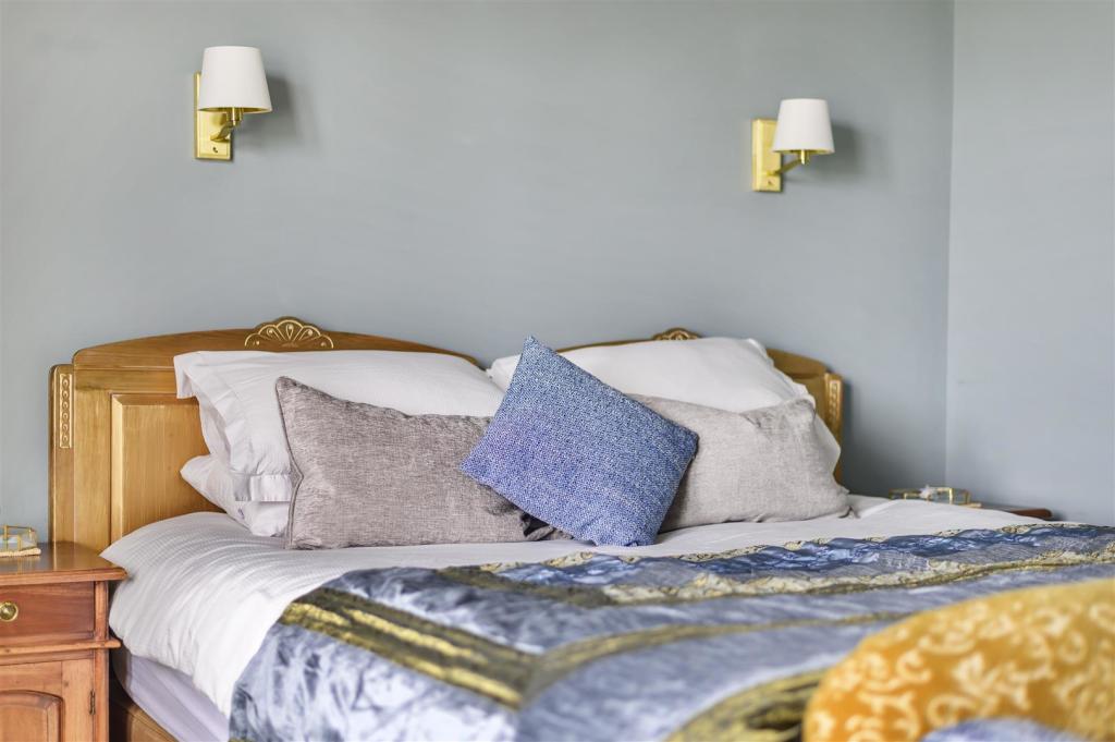 Bedroom 3.jpg