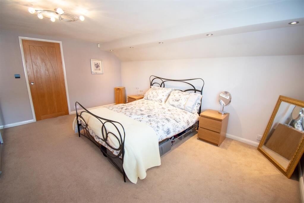 Photo 10-07-2025, 17 30 02.jpg