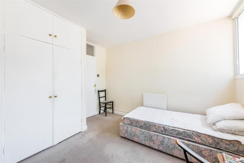 4 Cliftonville Court-9.jpg